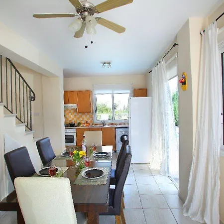 Villa Close To The Beach And Centre 78 *