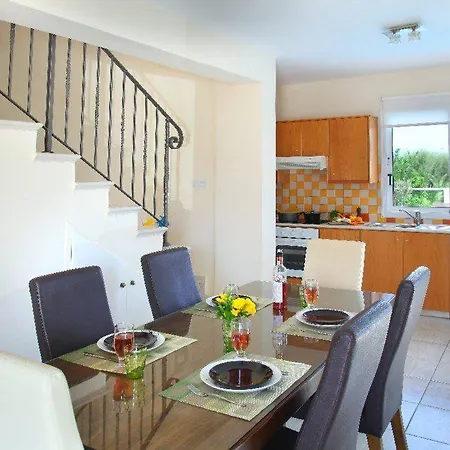 Close To The Beach And Centre 78 * Πρωταράς