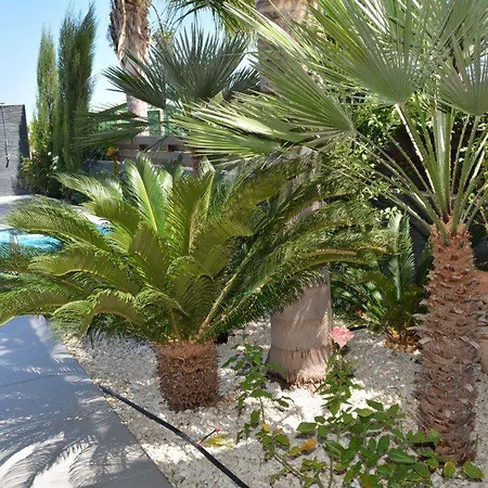 Close To The Beach And Centre 78 Βίλα